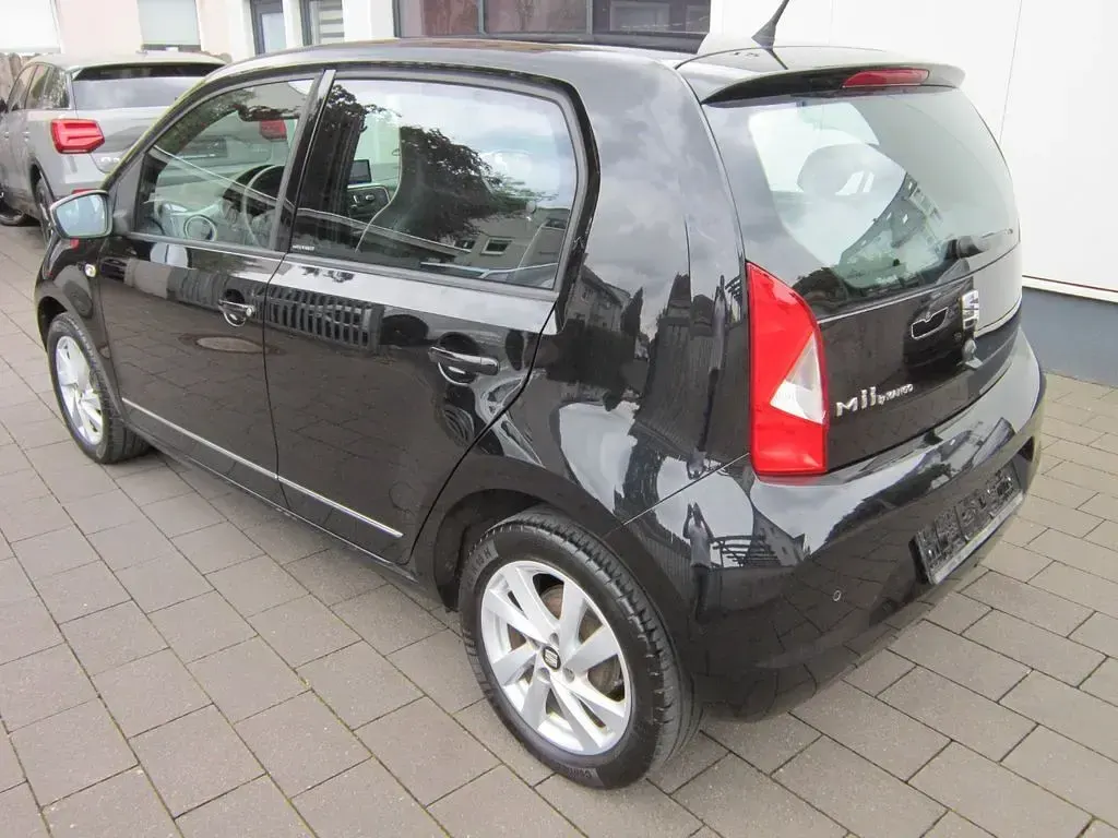 Gebraucht Seat Mii 60 PS (44 kW) 2015 Schwarz Kleinwagen