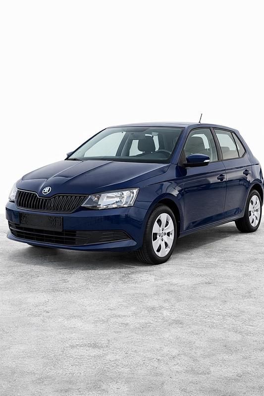Blau Gebraucht 2018 Skoda Fabia Cool Plus Kleinwagen | 9.170 € (Guter Preis) - Bild 1/4
