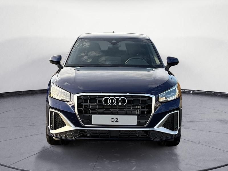 Neu Audi Q2 S-Line 150 PS (110 kW) 2025 Blau SUV