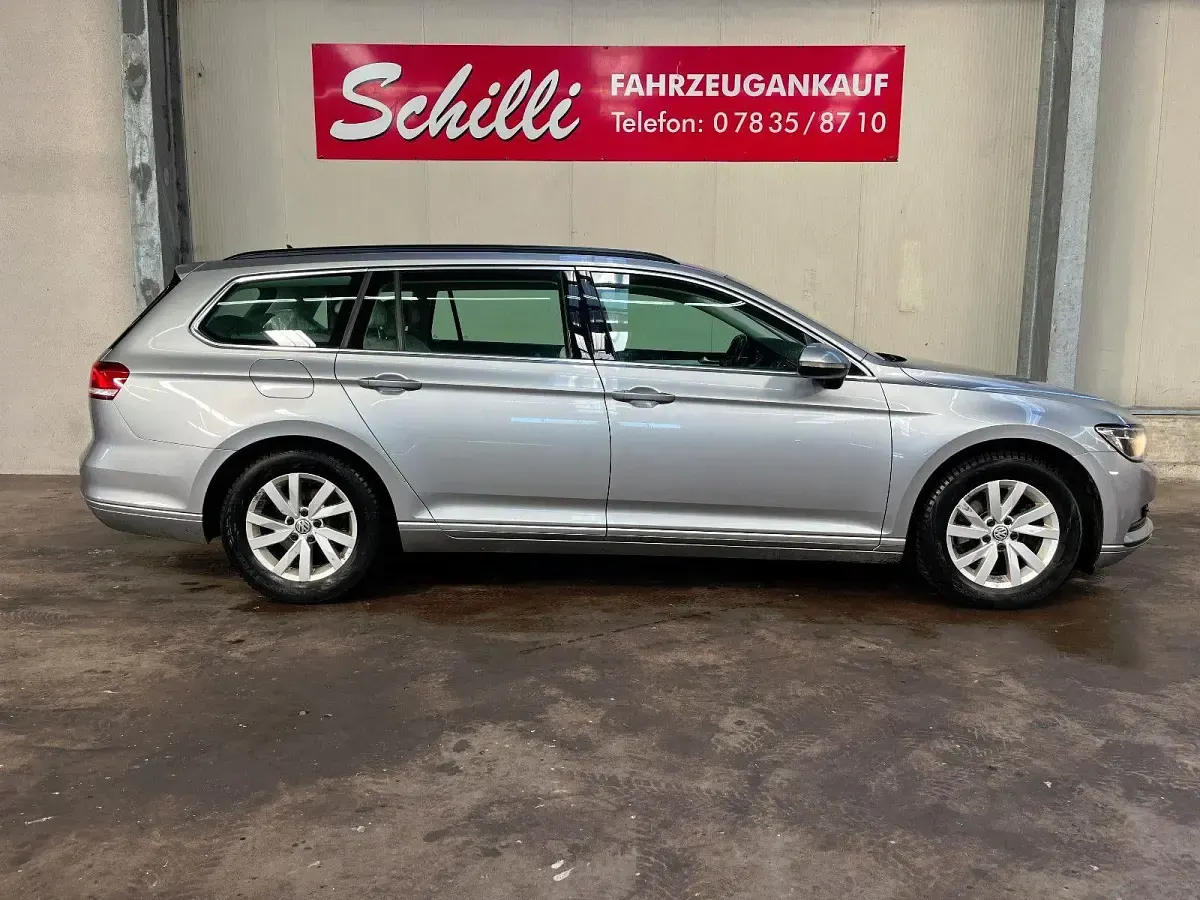 Gebraucht VW Passat Comfortline 150 PS (110 kW) 2019 Silber Kombi