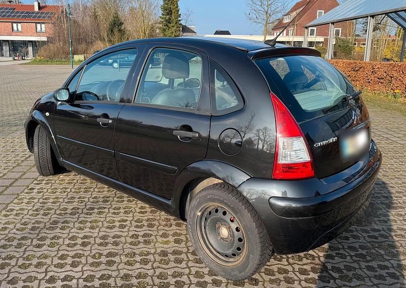 Gebraucht Citroën C3 73 PS (53 kW) 2009 Schwarz Kleinwagen
