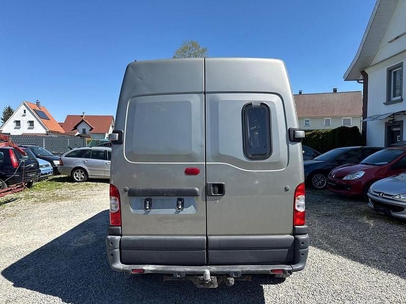 Second-hand Renault Master 120 CP (88 kW) 2010 Bej Monovolum