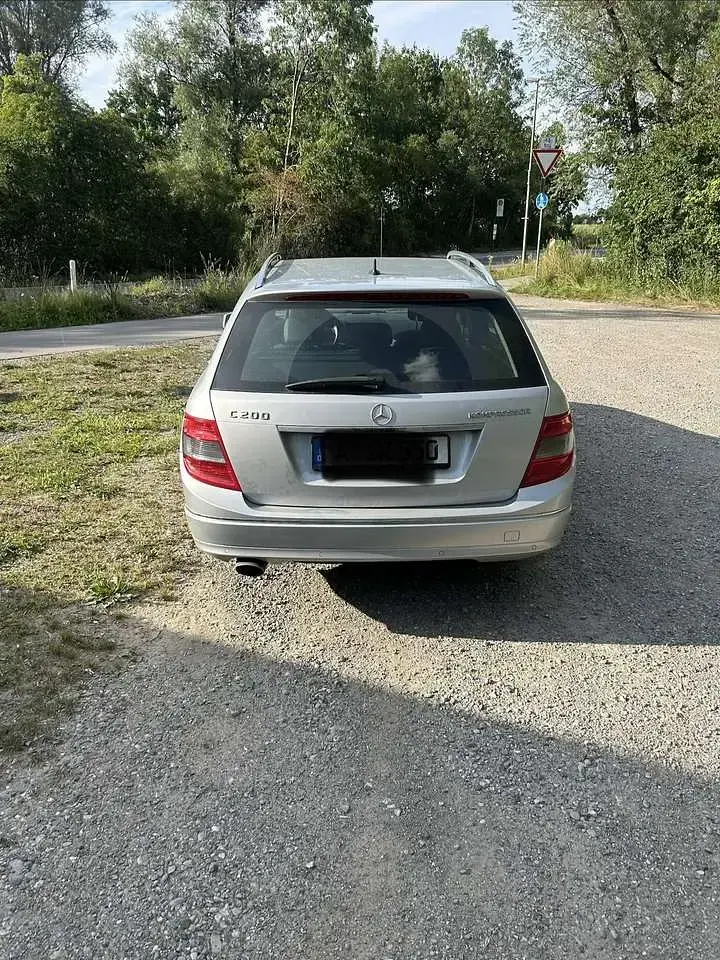 Gebraucht Mercedes C200 Avantgarde 184 PS (135 kW) 2008 Silber Kombi