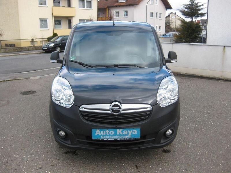 Gebraucht Opel Combo Selection 95 PS (69 kW) 2018 Schwarz Van / Kleinbus