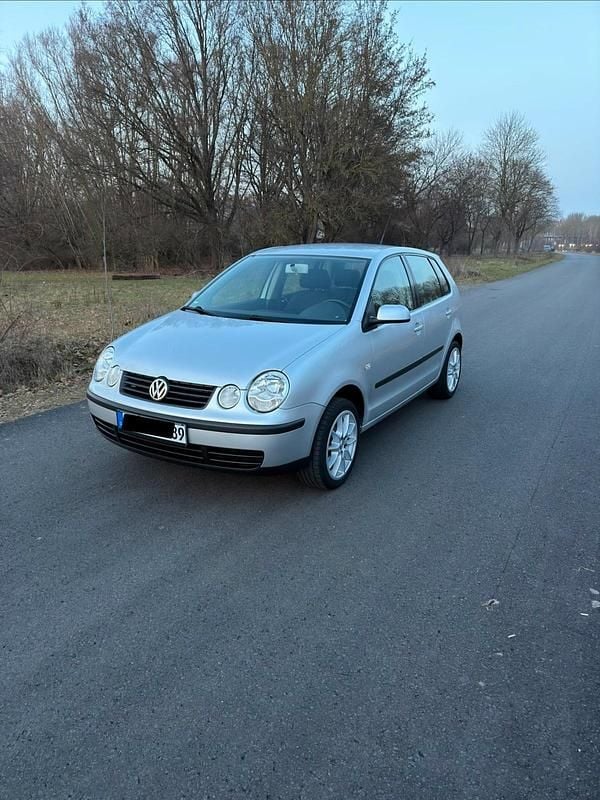 Silber Gebraucht 2001 VW Polo Kleinwagen | 1.980 € (Fairer Preis) - Bild 1/4