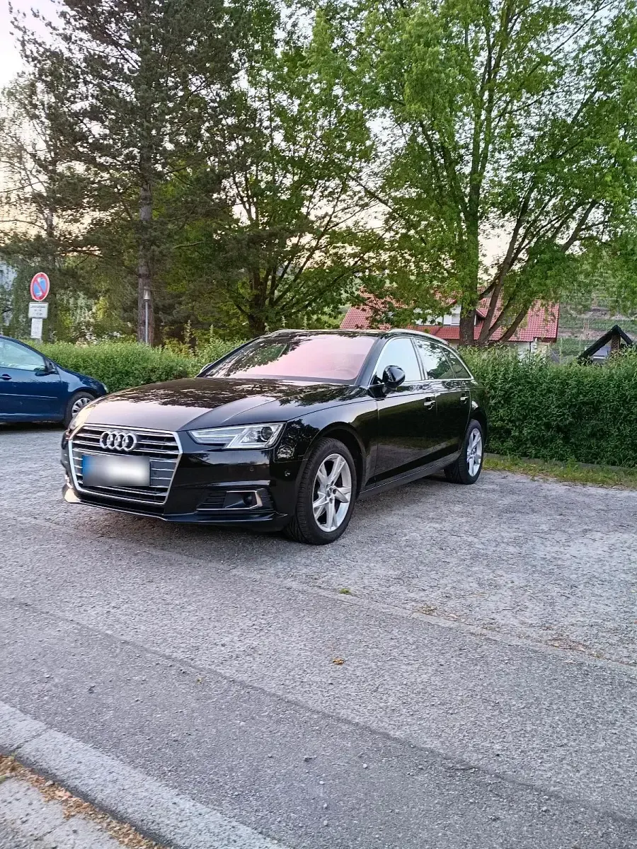 Gebraucht Audi A4 150 PS (110 kW) 2017 Schwarz Kombi