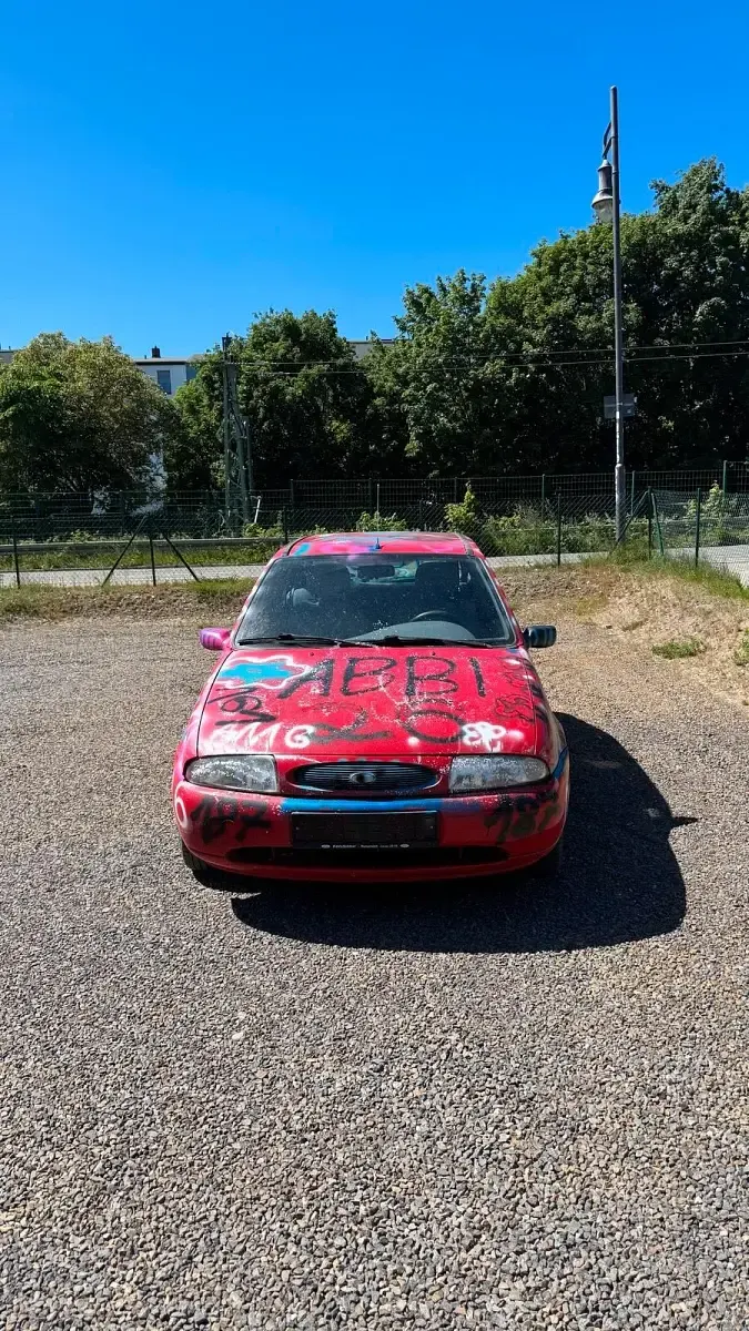 Używany Ford Fiesta 60 KM (44 kW) 1998 Hatchback