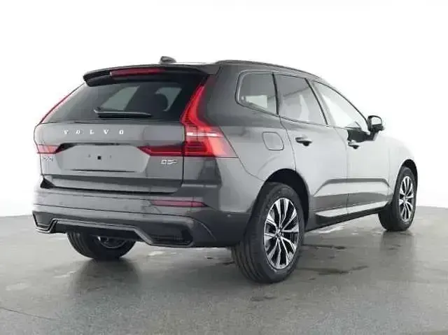 Gebraucht Volvo XC60 Plus 250 PS (183 kW) 2025 Grau SUV