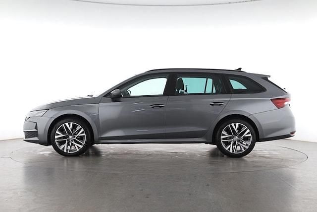 Gebraucht Skoda Octavia Selection 150 PS (110 kW) 2024 Graphitegrau Kombi