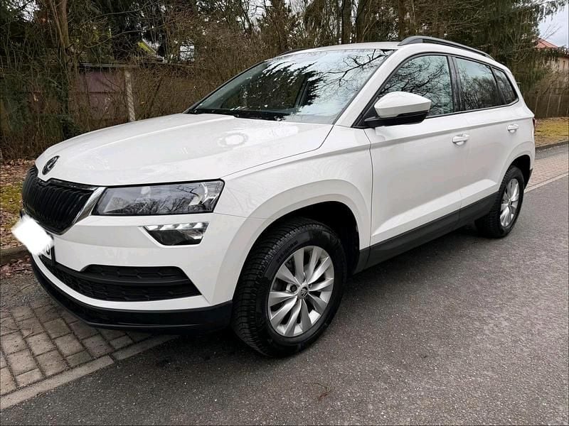 Gebraucht Skoda Karoq 150 PS (110 kW) 2020 Weiß SUV