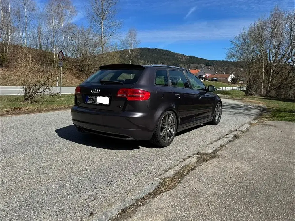 Używany Audi A3 S-Line 170 KM (125 kW) 2012 Szary Hatchback