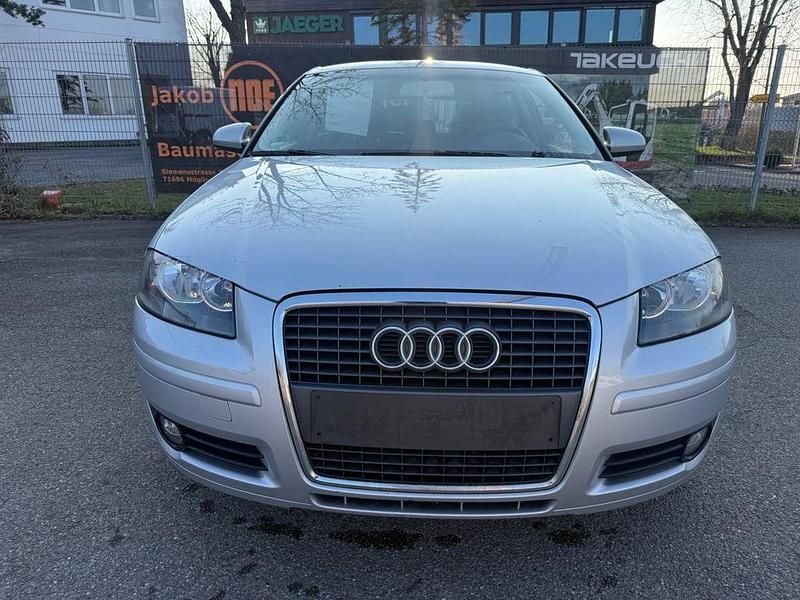 Gebraucht Audi A3 Attraction 102 PS (75 kW) 2008 Silber Kleinwagen