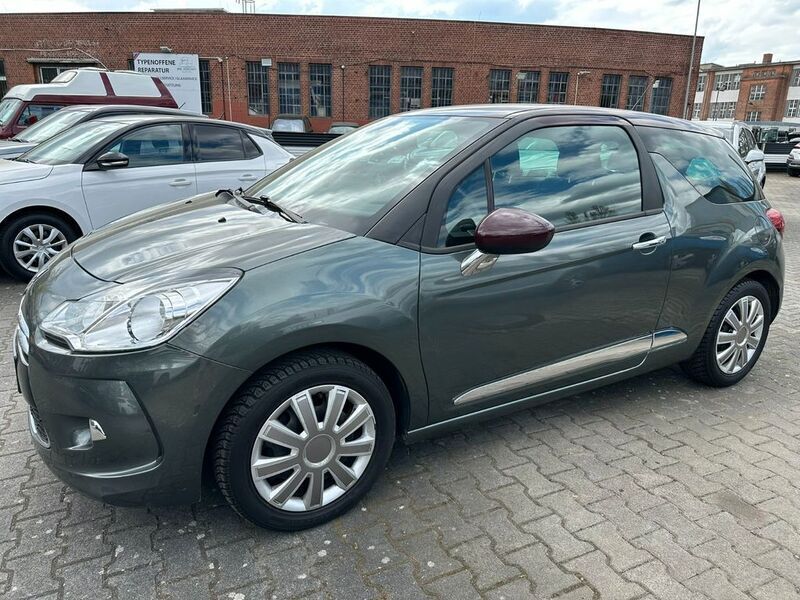 Grau Gebraucht 2012 Citroën DS3 So Chic Kleinwagen | 6.950 € (Fairer Preis) - Bild 1/4