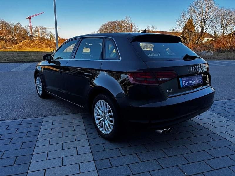Gebraucht Audi A3 Ambiente 150 PS (110 kW) 2013 Schwarz Kombi