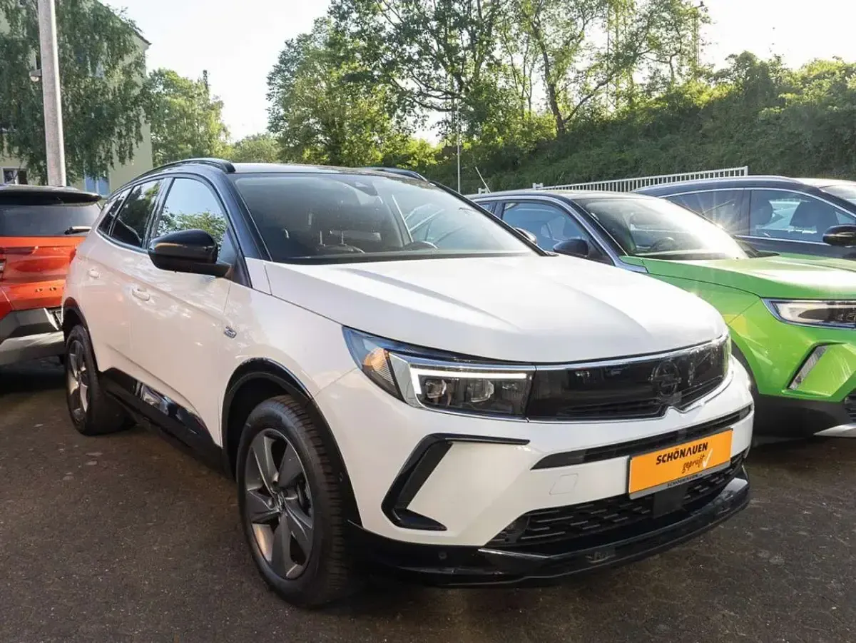 Gebraucht Opel Grandland X GS Line 131 PS (96 kW) 2024 Weiß SUV