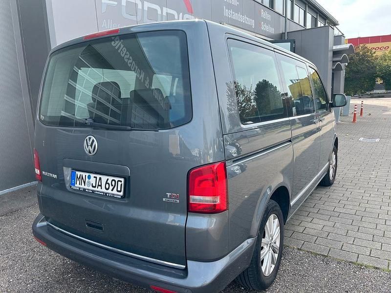 Gebraucht VW T5 Highline 179 PS (131 kW) 2015 Grün Van