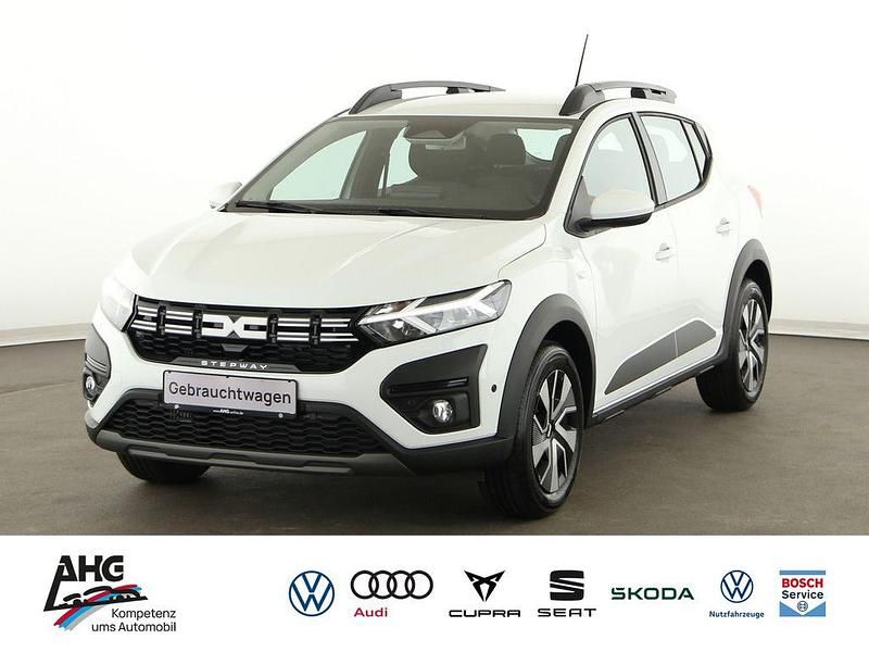 Gebraucht Dacia Sandero Expression 101 PS (74 kW) 2024 Weiß Limousine