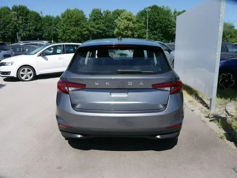 Neu Skoda Fabia Selection 95 PS (69 kW) 2026 Graphite grau metallic Kleinwagen