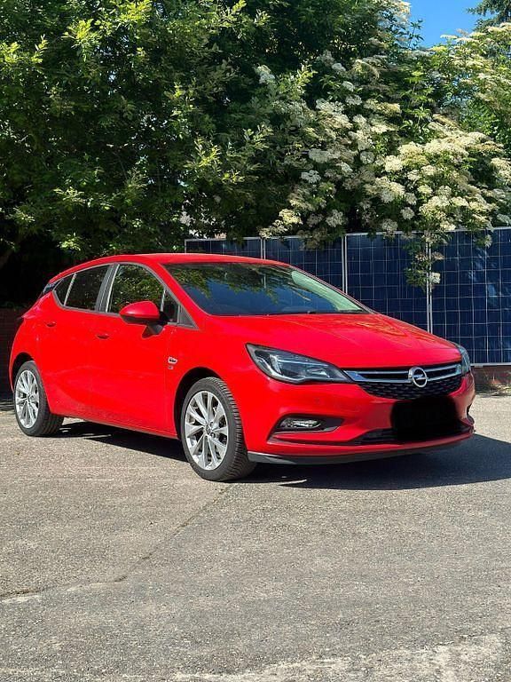 Rot Gebraucht 2018 Opel Astra S Limousine | 5.200 € (Superpreis) - Bild 1/4