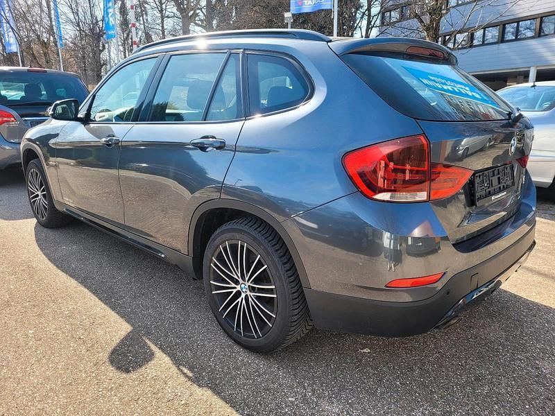 Gebraucht BMW X1 Sport Line 143 PS (105 kW) 2012 Mineralgrau metallic SUV