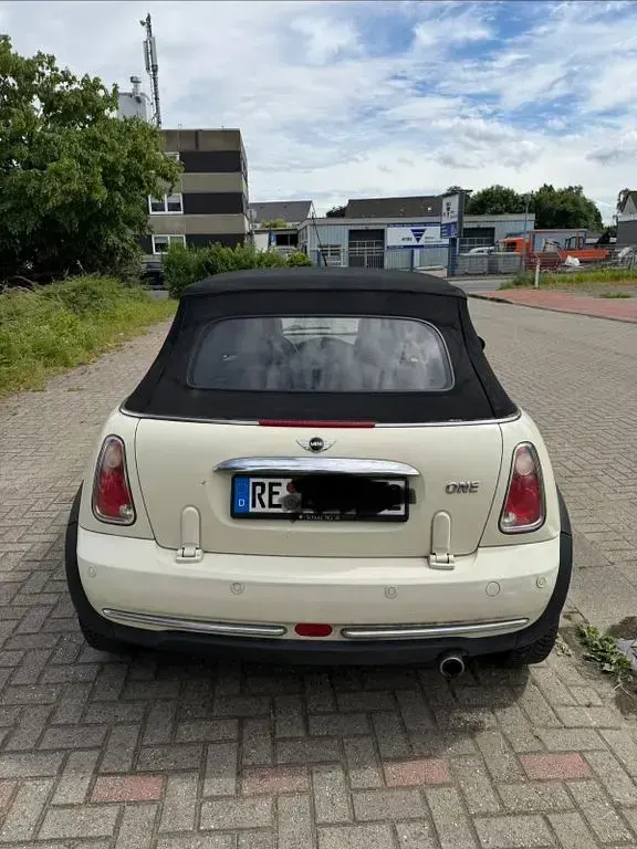 Gebraucht Mini One Cabriolet 90 PS (66 kW) 2008 Schwarz Cabrio