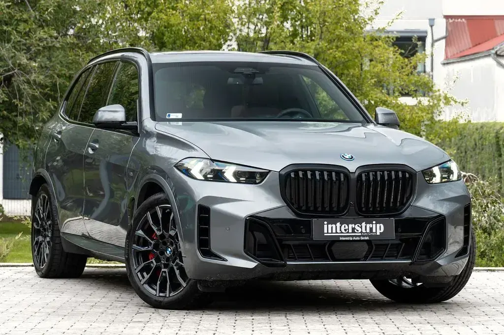 Gebraucht BMW X5 M Sport 489 PS (359 kW) 2025 Grau SUV
