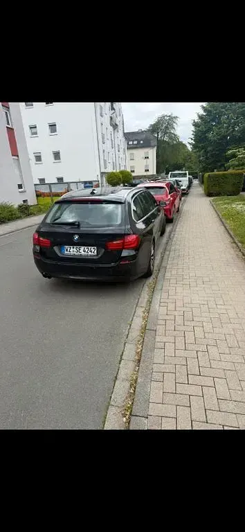 Gebraucht BMW 530 224 PS (164 kW) 2012 Schwarz Kombi