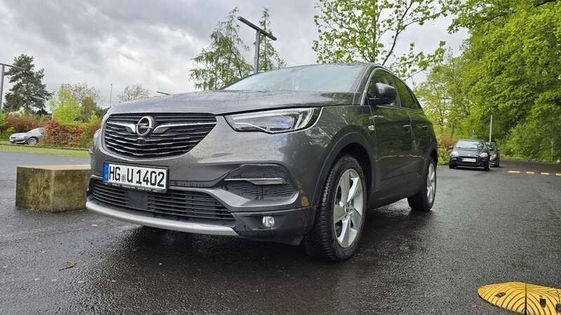 Gebraucht 2018 Opel Grandland X Ultimate SUV | 16.200 € - Bild 1/4