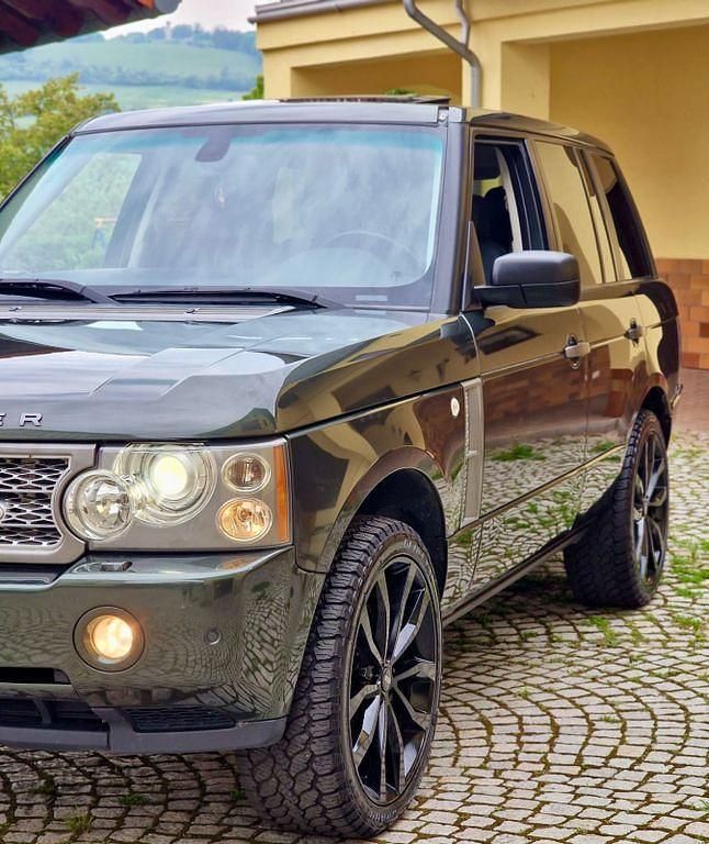 Grün Gebraucht 2009 Land Rover Range Rover SUV | 13.800 € - Bild 1/4