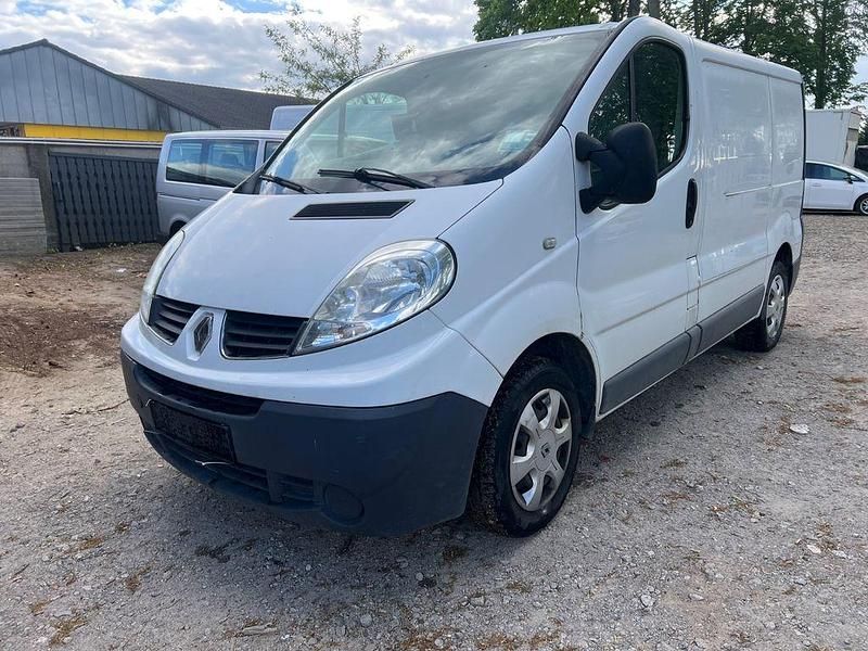 Gebraucht Renault Trafic 90 PS (66 kW) 2011 Weiß Van / Kleinbus