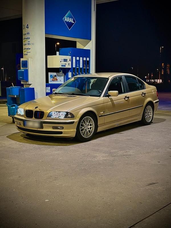Gebraucht BMW 316 105 PS (77 kW) 2000 Limousine