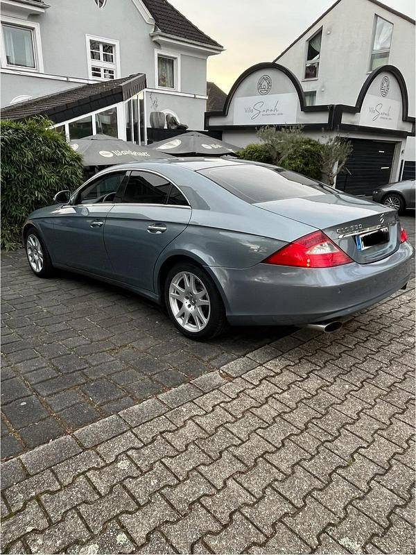 Gebraucht Mercedes CLS350 272 PS (200 kW) 2004 Grau Limousine