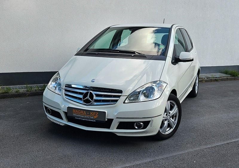 Weiß Gebraucht 2011 Mercedes A160 Avantgarde Kleinwagen | 3.500 € (Superpreis) - Bild 1/4