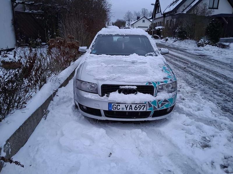 Używany Audi A4 S-Line 163 KM (119 kW) 2004 Srebrny Kombi