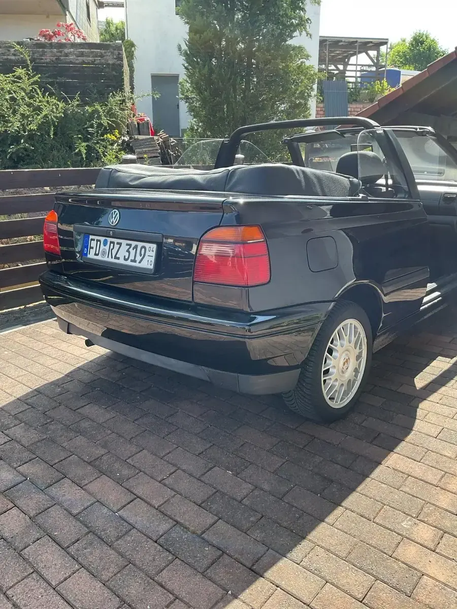 Brugt VW Golf Cabriolet 75 HK (55 kW) 1995 Sort Cabriolet