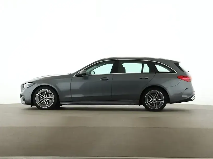 Gebraucht Mercedes C180 AMG 170 PS (125 kW) 2022 Grau Limousine
