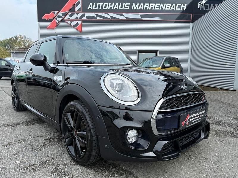 Schwarz Gebraucht 2018 Mini John Cooper Works Chili Kleinwagen | 18.999 € (Guter Preis) - Bild 1/4