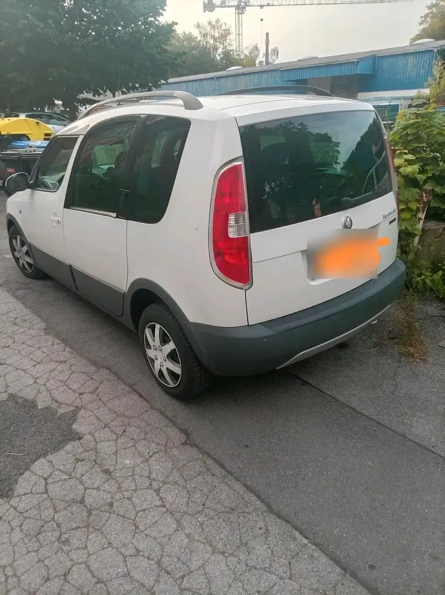 Gebraucht Skoda Roomster 86 PS (63 kW) 2007 Weiß Van / Kleinbus