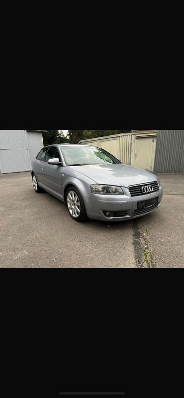 Blau Gebraucht 2003 Audi A3 S-Line Kleinwagen | 2.400 € (Guter Preis) - Bild 1/4
