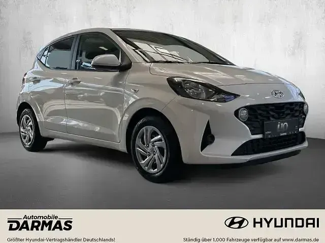 Usata Hyundai i10 Select 67 CV (49 kW) 2022 Bianco Utilitaria
