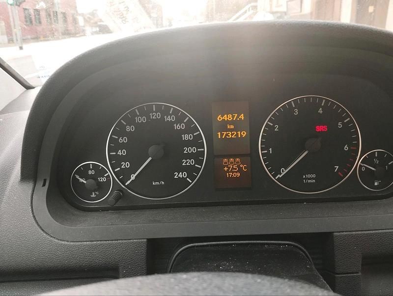 Gebraucht Mercedes A170 116 PS (85 kW) 2007 Silber Limousine