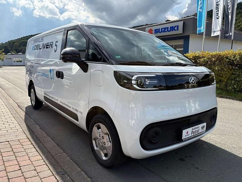 Gebraucht Maxus eDeliver 5 119 kW (163 PS) 2025 Warm white Van