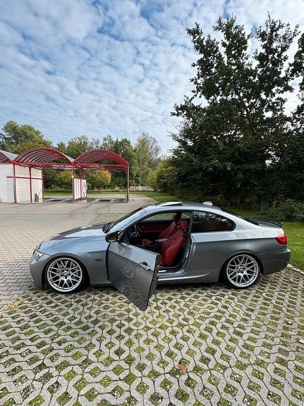 Gebraucht 2010 BMW 335 Basis Coupé | 14.500 € (Fairer Preis) - Bild 1/4