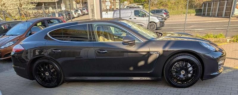 Second-hand Porsche Panamera 400 CP (294 kW) 2012 Gri Hatchback