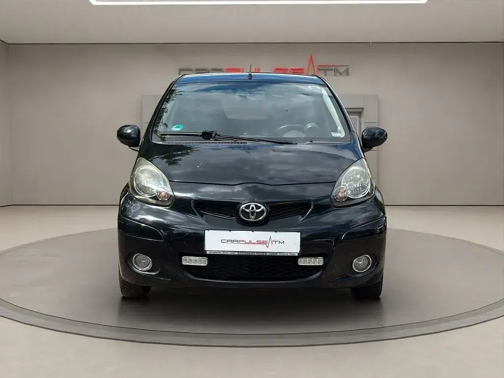 Gebraucht Toyota Aygo Cool 68 PS (50 kW) 2010 Schwarz Kleinwagen
