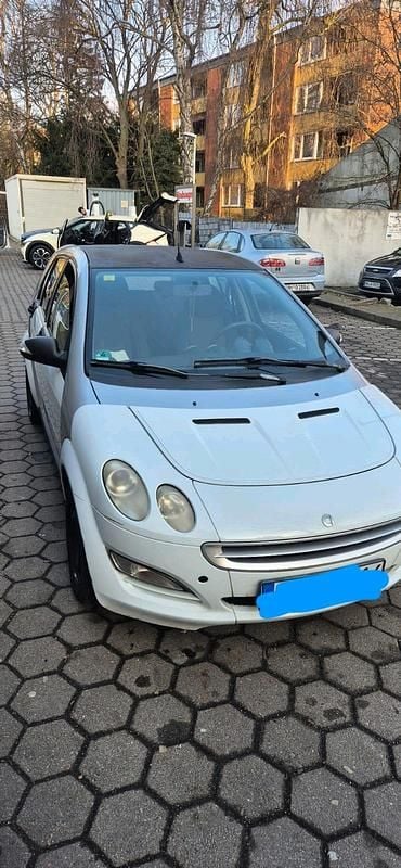 Weiß Gebraucht 2004 Smart ForFour Kleinwagen | 1.199 € (Guter Preis) - Bild 1/4