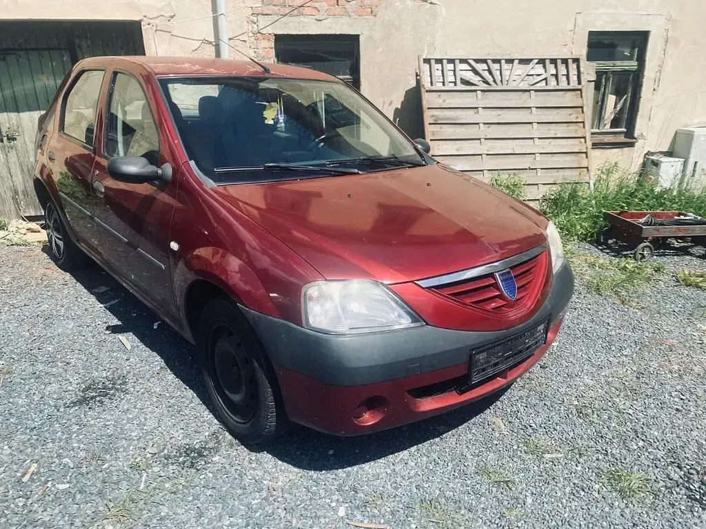 Używany Dacia Logan 75 KM (55 kW) 2007 Czerwony Sedan/Limuzyna