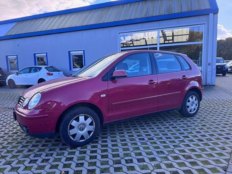 Rot Gebraucht 2002 VW Polo Comfortline Limousine | 600 € (Superpreis) - Bild 1/4