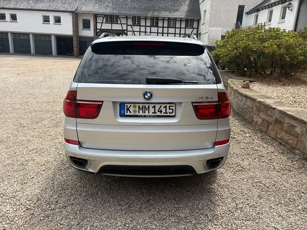 Gebraucht BMW X5 306 PS (225 kW) 2013 Silber SUV