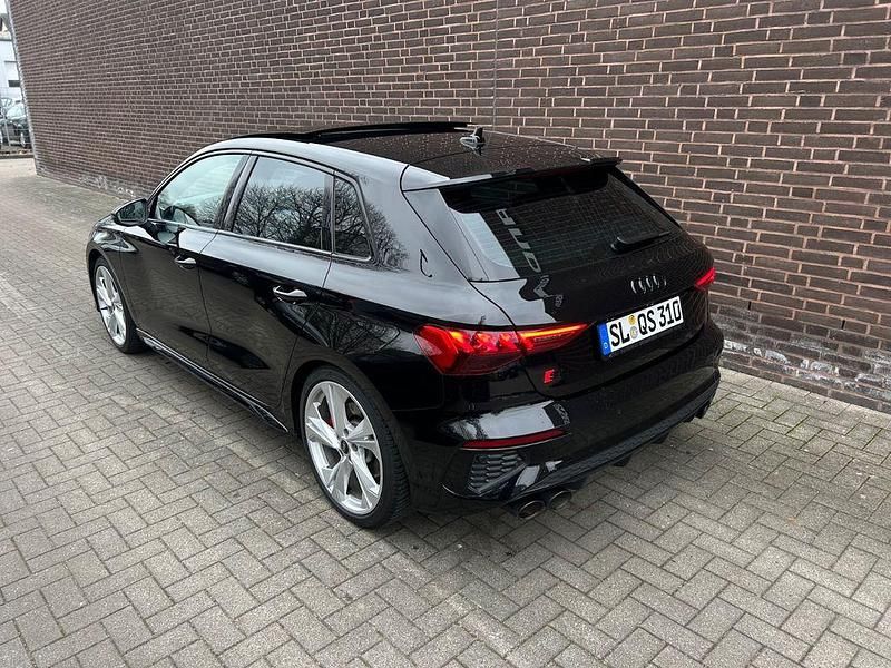 Gebraucht Audi S3 Ambiente 310 PS (228 kW) 2022 Schwarz Limousine